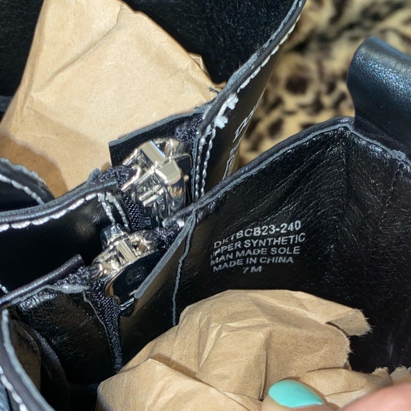 Dolls Kill X Corpse Bride Combat Boots Sz 7 - Picture 8 of 8